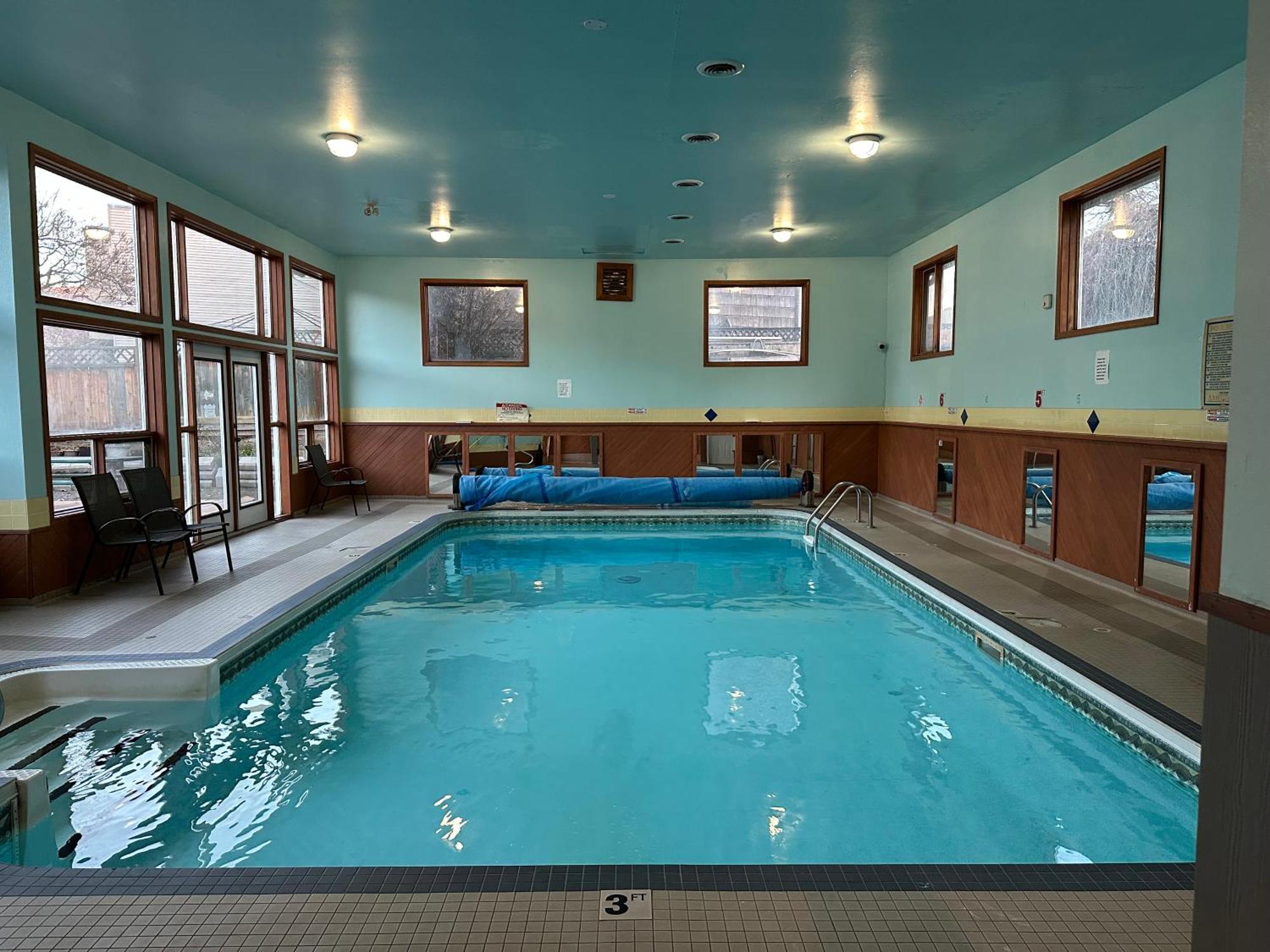 Kings Motor Inn Kamloops Ngoại thất bức ảnh